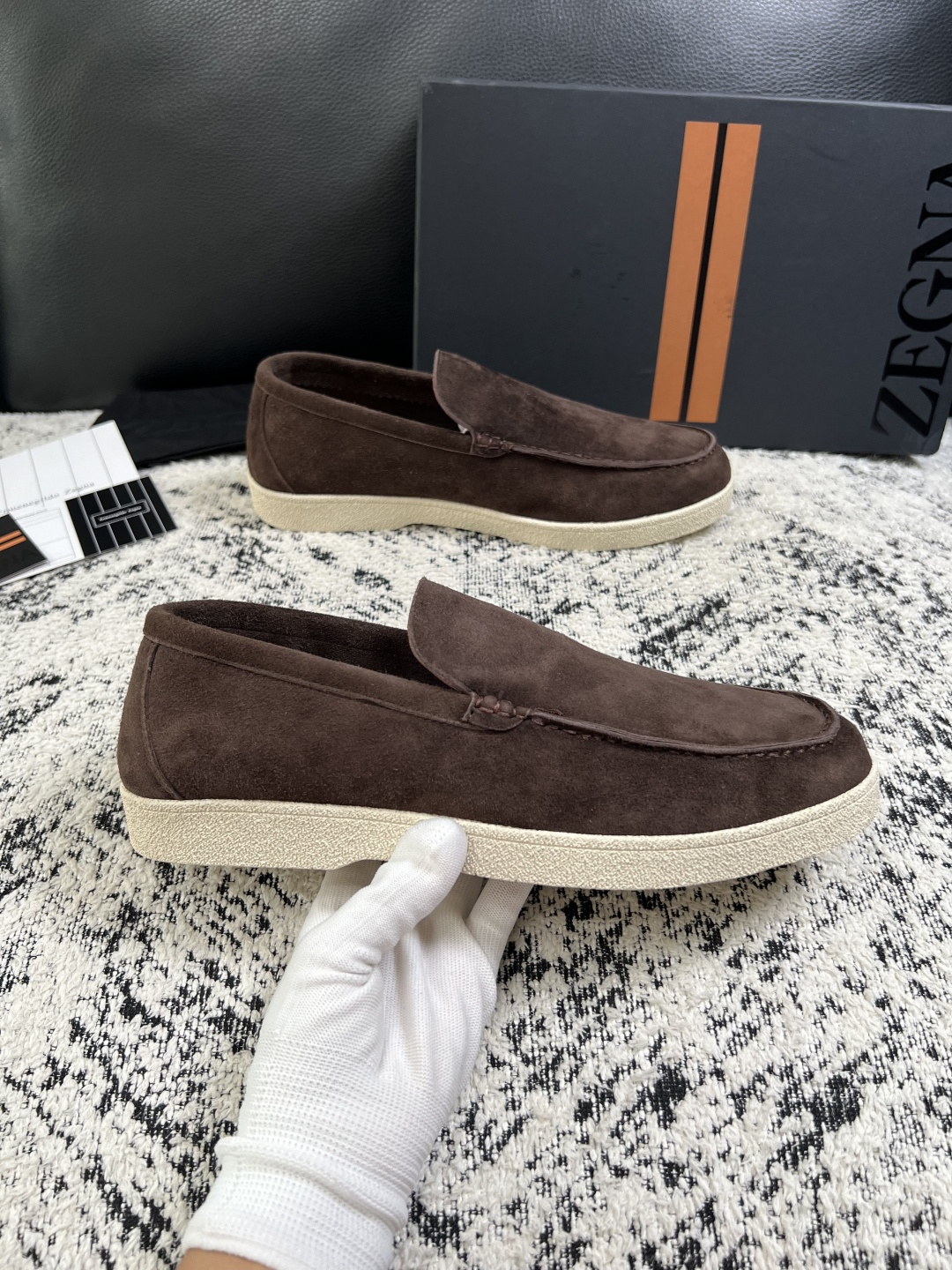 Zegna  高品质  顶级工艺品  杰尼亚  专柜新款原厂配置，意大利进口牛皮面料，进口牛里垫，透气舒适，鞋底：原厂特