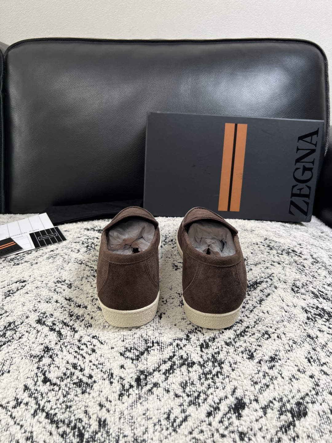 Zegna  高品质  顶级工艺品  杰尼亚  专柜新款原厂配置，意大利进口牛皮面料，进口牛里垫，透气舒适，鞋底：原厂特