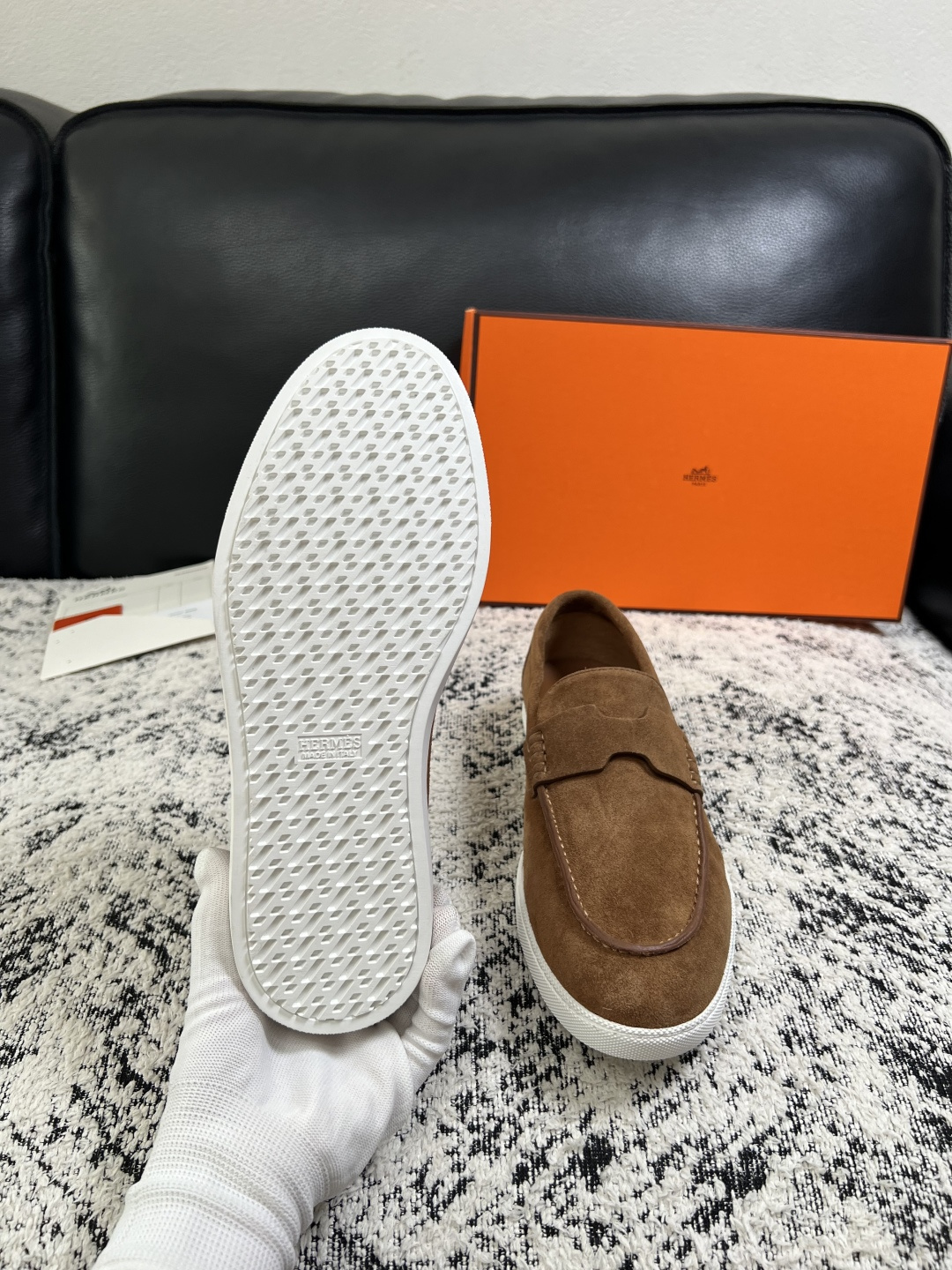 Hermes  高品质  顶级工艺品  爱马仕 专柜同步发售原厂配置，意大利进口原版牛皮面料，高品质拼接工艺，全进口水染