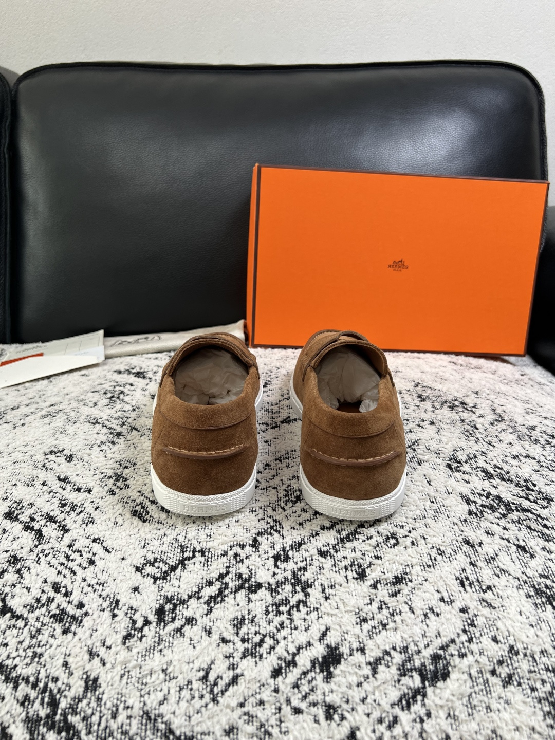 Hermes  高品质  顶级工艺品  爱马仕 专柜同步发售原厂配置，意大利进口原版牛皮面料，高品质拼接工艺，全进口水染