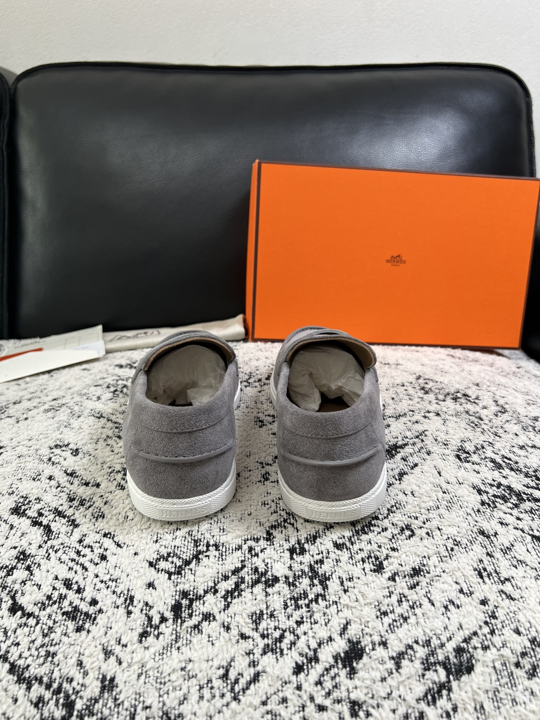 Hermes  高品质  顶级工艺品  爱马仕 专柜同步发售原厂配置，意大利进口原版牛皮面料，高品质拼接工艺，全进口水染