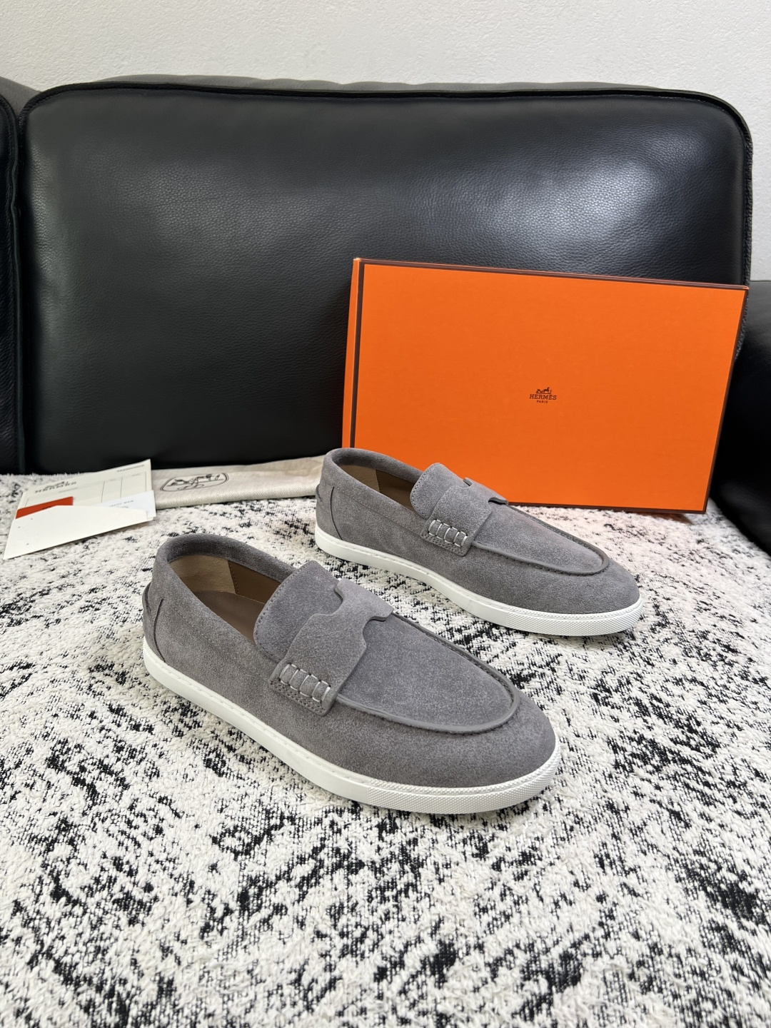 Hermes  高品质  顶级工艺品  爱马仕 专柜同步发售原厂配置，意大利进口原版牛皮面料，高品质拼接工艺，全进口水染