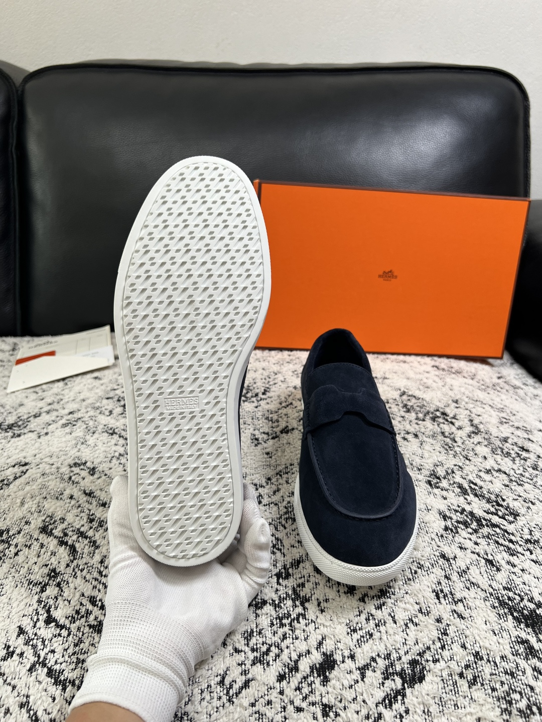 Hermes  高品质  顶级工艺品  爱马仕 专柜同步发售原厂配置，意大利进口原版牛皮面料，高品质拼接工艺，全进口水染