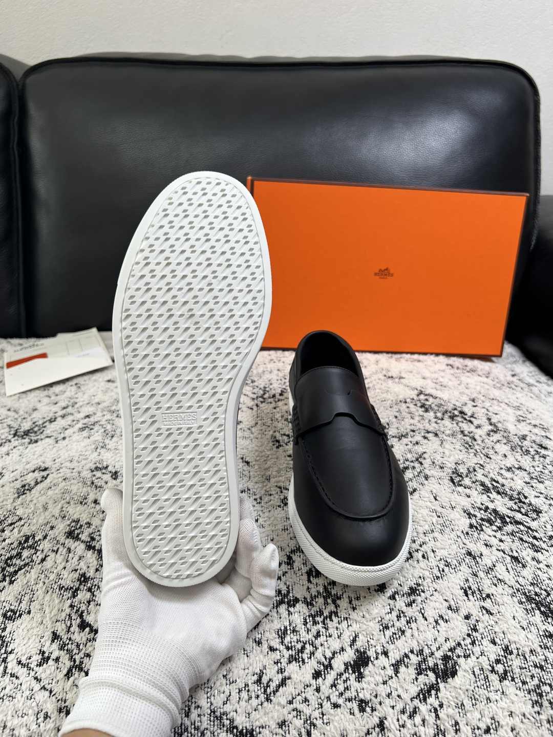 Hermes  高品质  顶级工艺品  爱马仕 专柜同步发售原厂配置，意大利进口原版牛皮面料，高品质拼接工艺，全进口水染