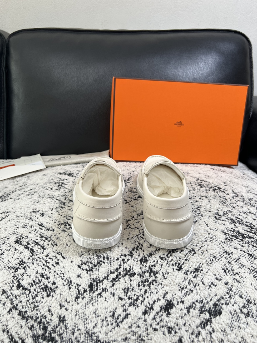 Hermes  高品质  顶级工艺品  爱马仕 专柜同步发售原厂配置，意大利进口原版牛皮面料，高品质拼接工艺，全进口水染