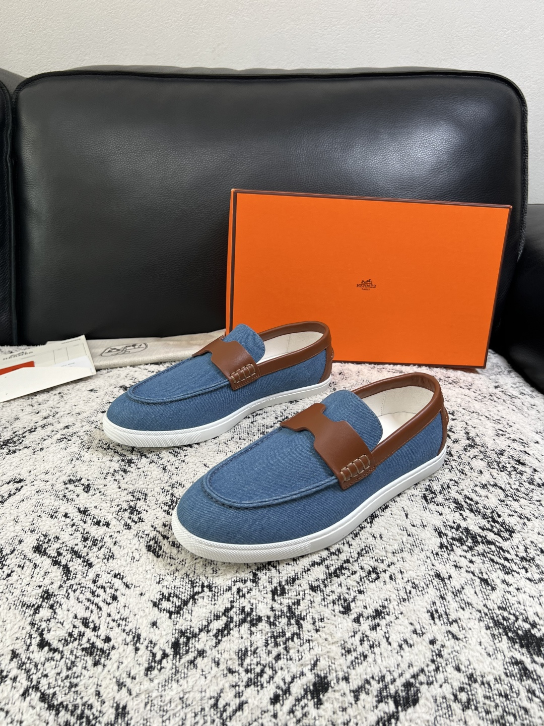 Hermes  高品质  顶级工艺品  爱马仕 专柜同步发售原厂配置，意大利进口原版牛皮面料，高品质拼接工艺，全进口水染