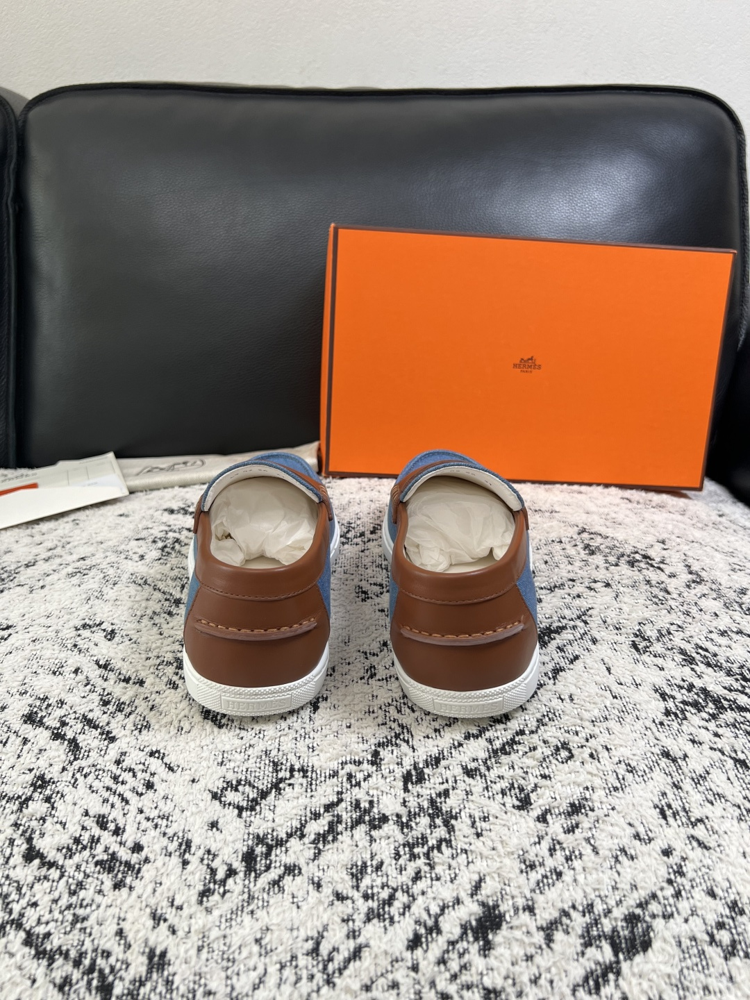 Hermes  高品质  顶级工艺品  爱马仕 专柜同步发售原厂配置，意大利进口原版牛皮面料，高品质拼接工艺，全进口水染