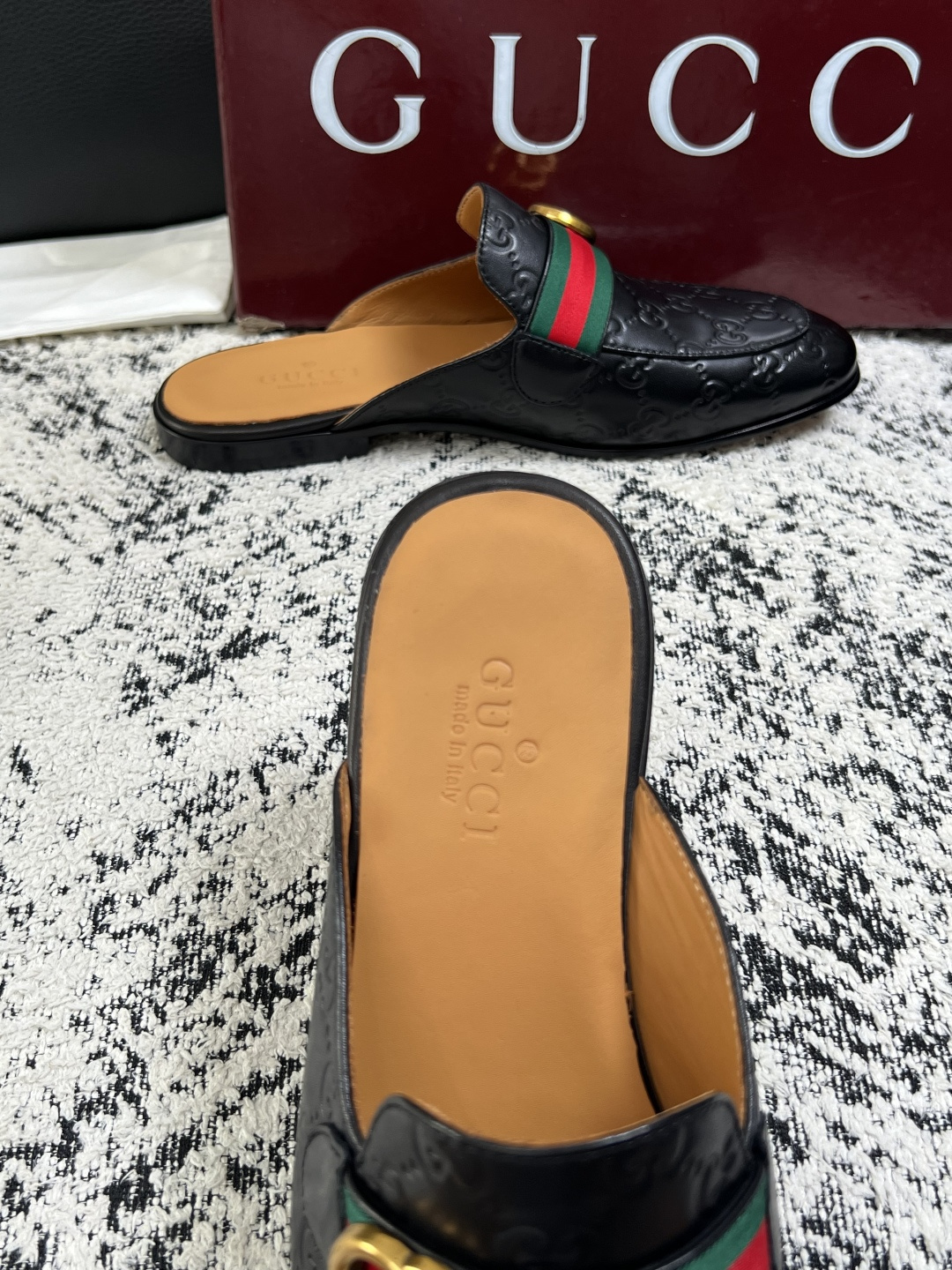 Gucci 高品质  顶级工艺品  古奇  皮鞋专柜新款原厂配置，意大利进口牛皮面料，进口牛皮内里垫，透气舒适，鞋底：原