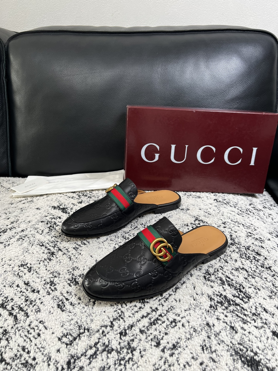 Gucci 高品质  顶级工艺品  古奇  皮鞋专柜新款原厂配置，意大利进口牛皮面料，进口牛皮内里垫，透气舒适，鞋底：原