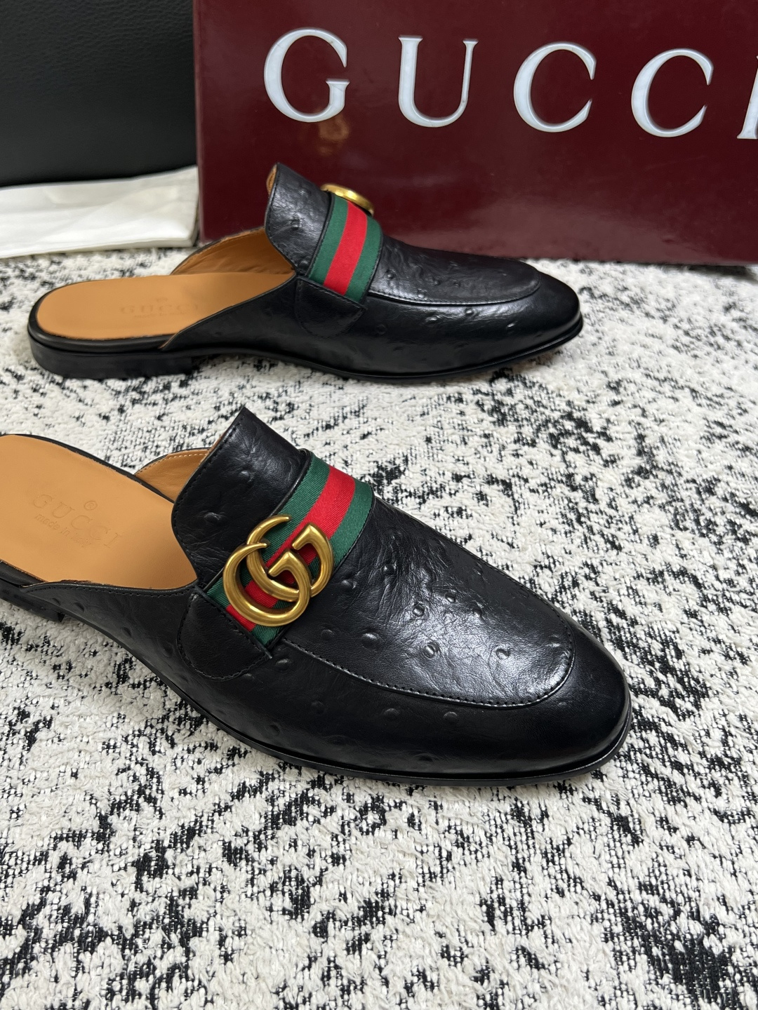 Gucci 高品质  顶级工艺品  古奇  皮鞋专柜新款原厂配置，意大利进口牛皮面料，进口牛皮内里垫，透气舒适，鞋底：原