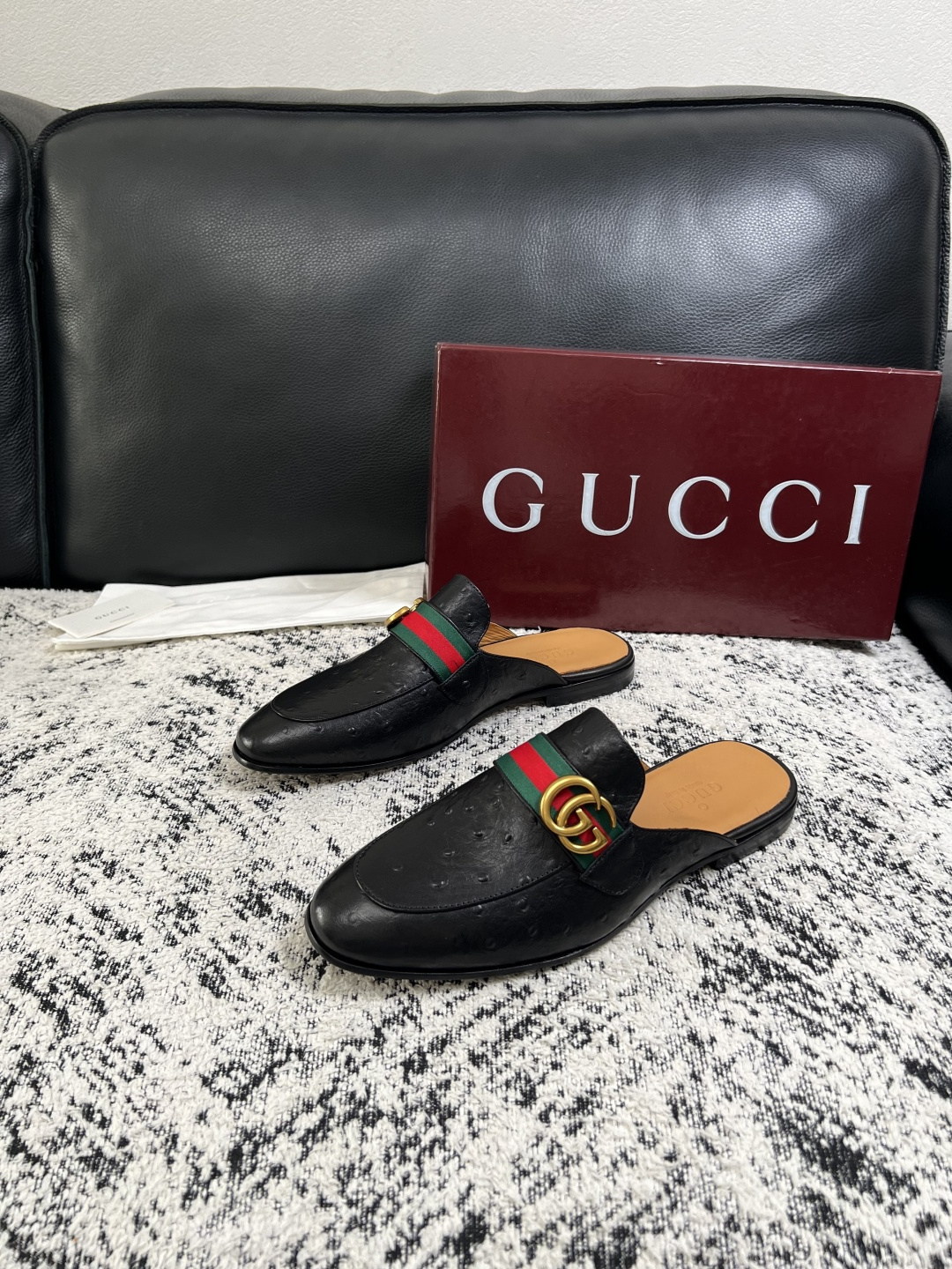 Gucci 高品质  顶级工艺品  古奇  皮鞋专柜新款原厂配置，意大利进口牛皮面料，进口牛皮内里垫，透气舒适，鞋底：原