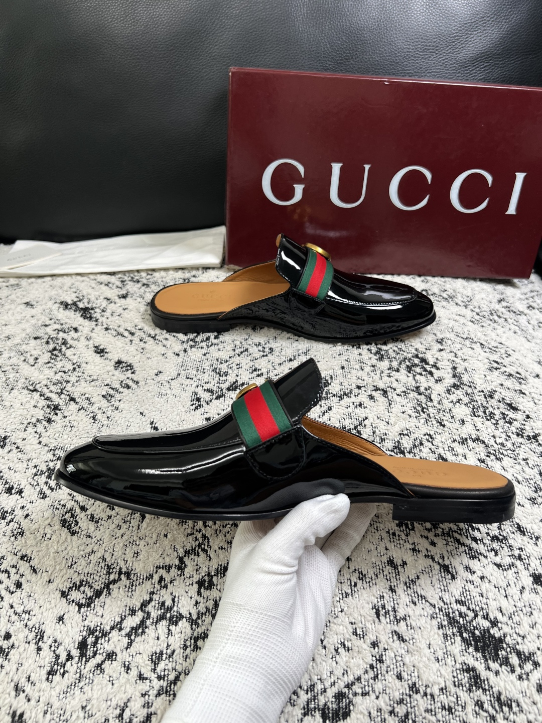 Gucci 高品质  顶级工艺品  古奇  皮鞋专柜新款原厂配置，意大利进口牛皮面料，进口牛皮内里垫，透气舒适，鞋底：原