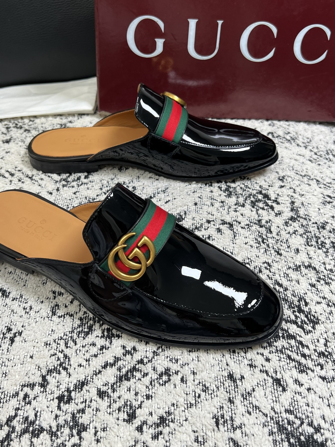 Gucci 高品质  顶级工艺品  古奇  皮鞋专柜新款原厂配置，意大利进口牛皮面料，进口牛皮内里垫，透气舒适，鞋底：原