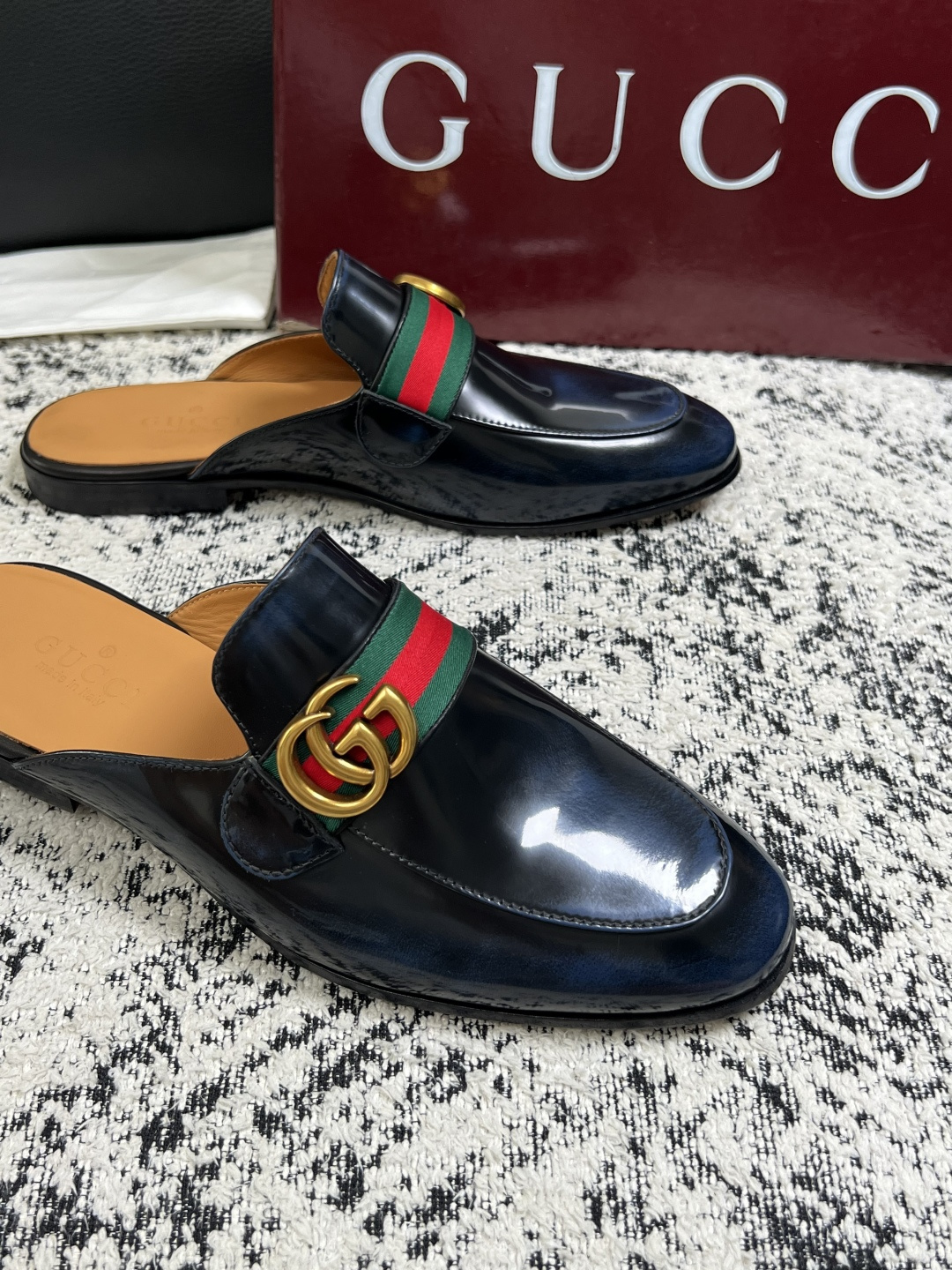 Gucci 高品质  顶级工艺品  古奇  皮鞋专柜新款原厂配置，意大利进口牛皮面料，进口牛皮内里垫，透气舒适，鞋底：原