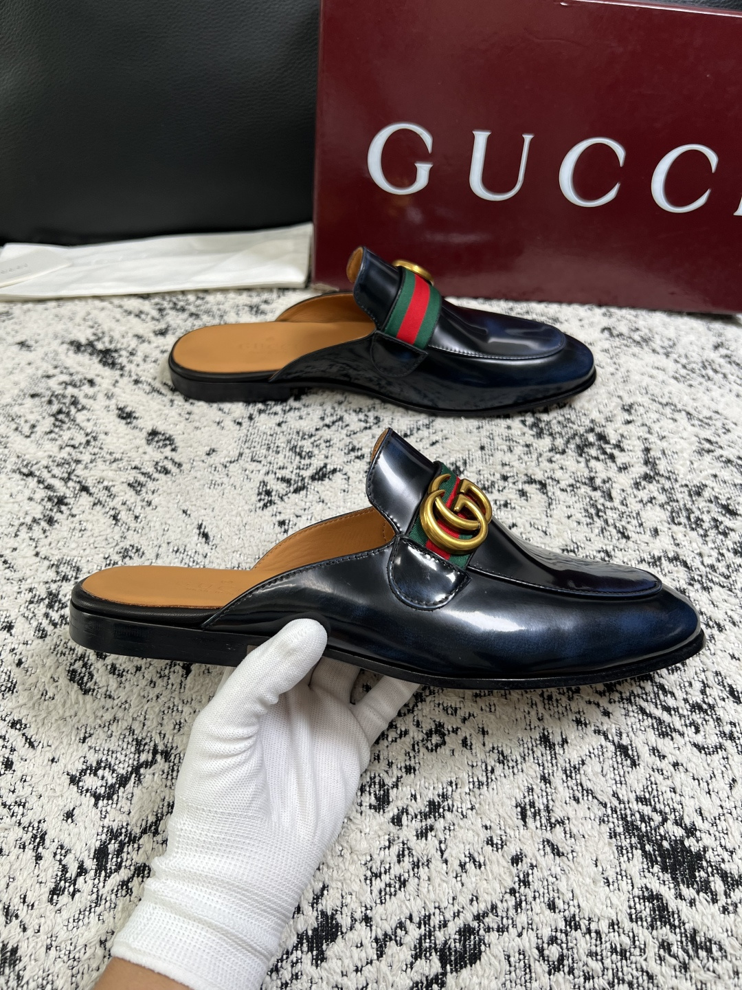 Gucci 高品质  顶级工艺品  古奇  皮鞋专柜新款原厂配置，意大利进口牛皮面料，进口牛皮内里垫，透气舒适，鞋底：原