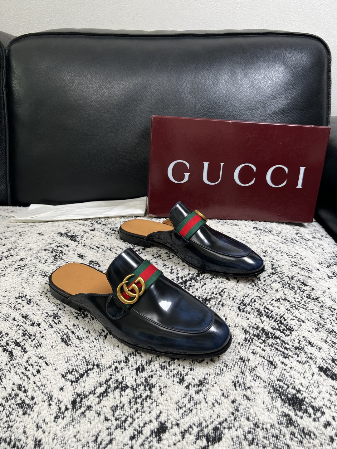 Gucci 高品质  顶级工艺品  古奇  皮鞋专柜新款原厂配置，意大利进口牛皮面料，进口牛皮内里垫，透气舒适，鞋底：原