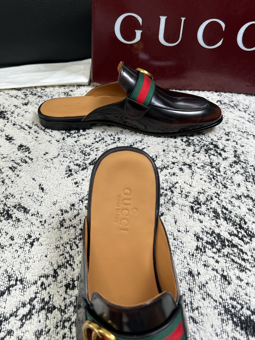 Gucci 高品质  顶级工艺品  古奇  皮鞋专柜新款原厂配置，意大利进口牛皮面料，进口牛皮内里垫，透气舒适，鞋底：原