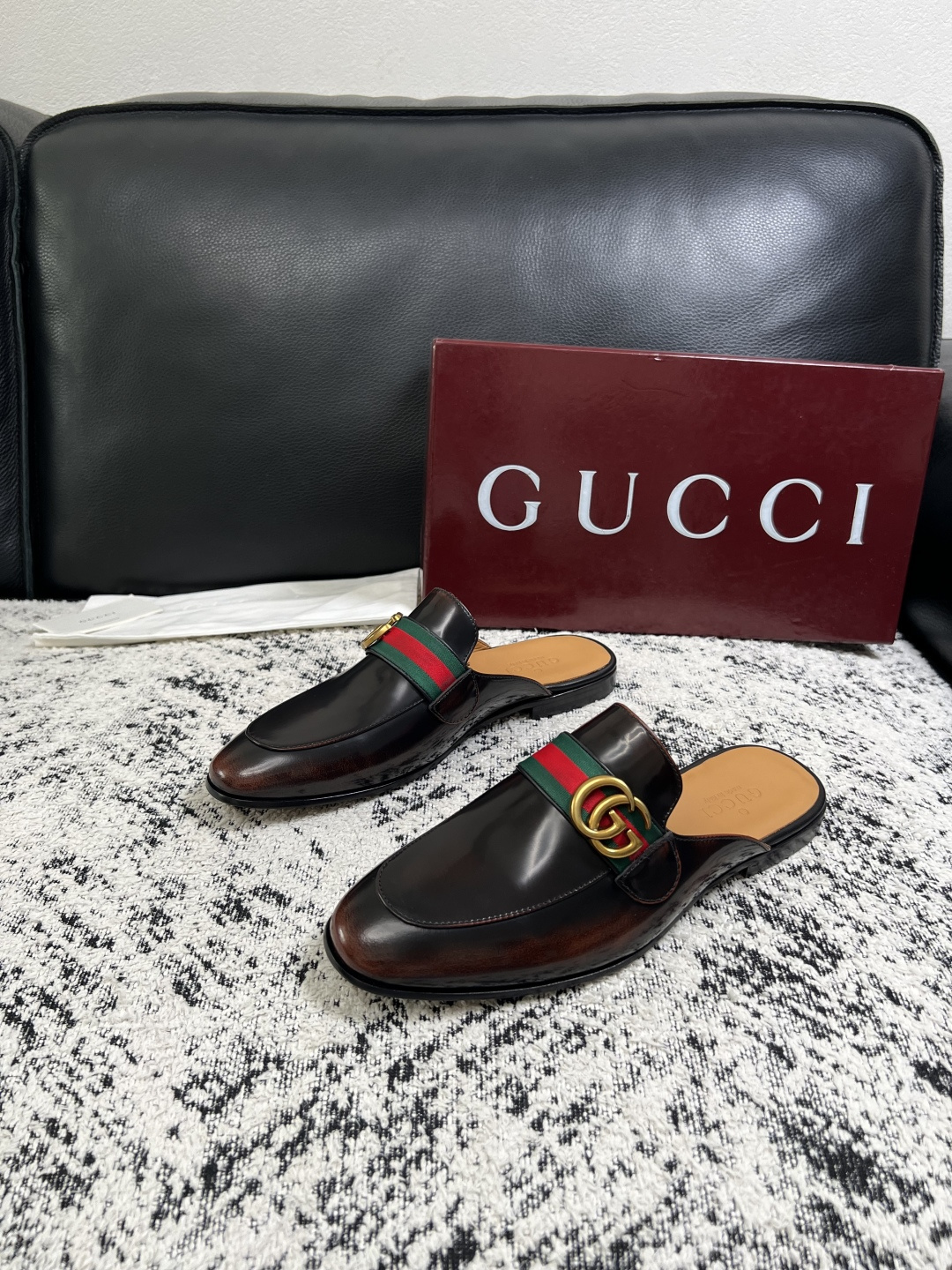 Gucci 高品质  顶级工艺品  古奇  皮鞋专柜新款原厂配置，意大利进口牛皮面料，进口牛皮内里垫，透气舒适，鞋底：原