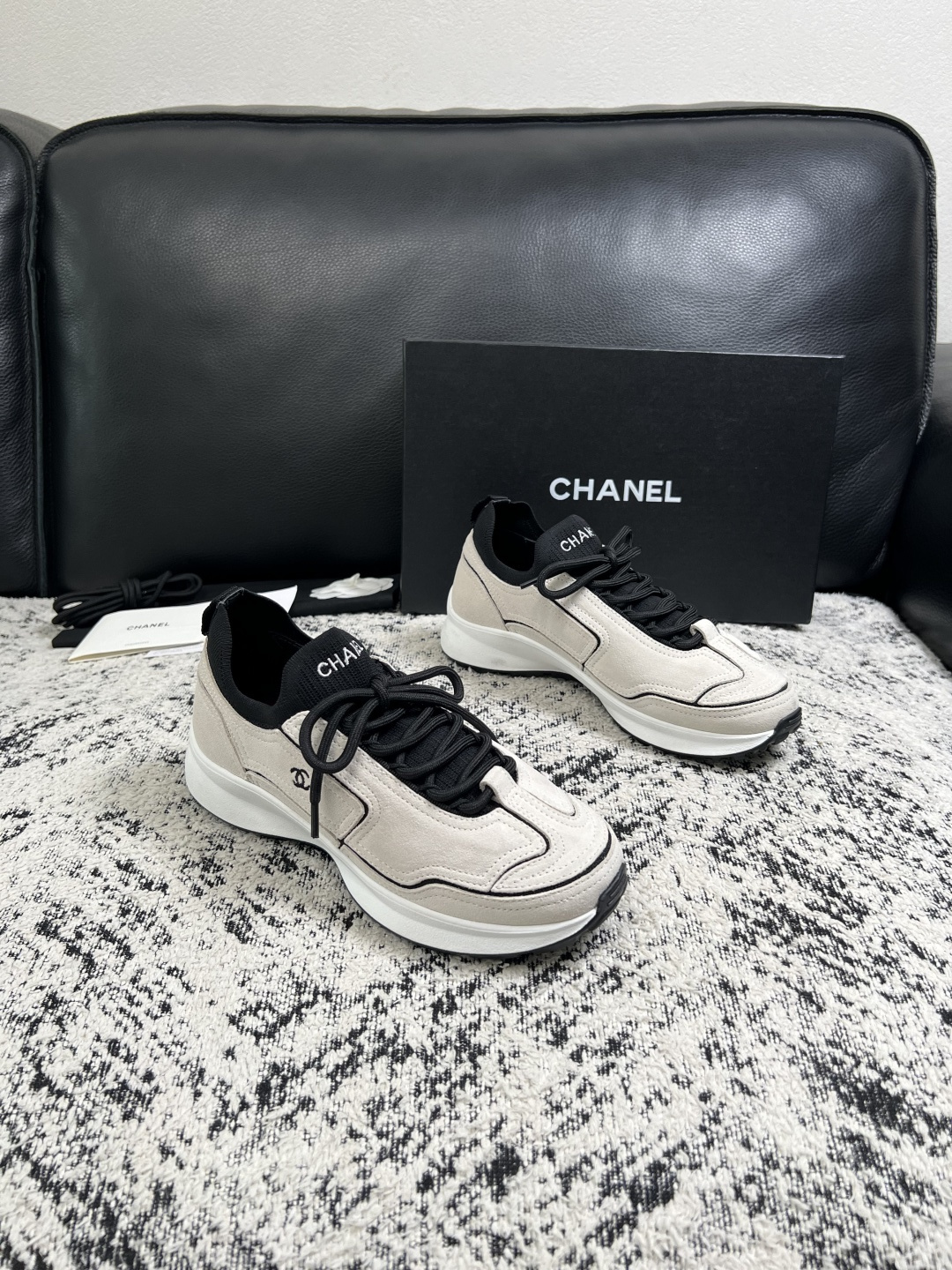 CHANEI  高品质  顶级工艺品  香奈儿  专柜新款原厂配置，意大利进口牛皮搭配印花布面料，进口牛皮内里垫，透气舒