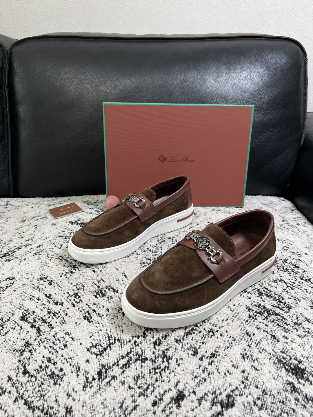 Loro Piana  高品质  顶级工艺品  诺悠翩雅  新品专柜同步原厂配置，鞋面意大利进口牛皮面料，高品质拼接工艺
