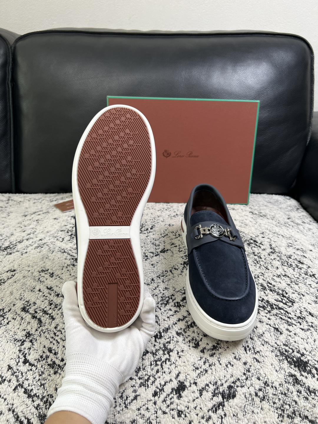 Loro Piana  高品质  顶级工艺品  诺悠翩雅  新品专柜同步原厂配置，鞋面意大利进口牛皮面料，高品质拼接工艺