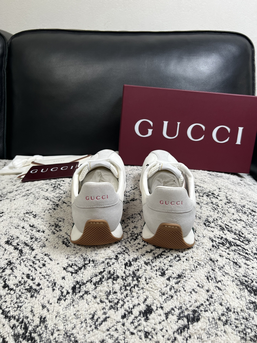 Gucci 高品质  顶级工艺品  古奇  专柜新款原厂配置，意大利进口牛皮面料，进口牛皮内里垫，透气舒适，鞋底：原厂特