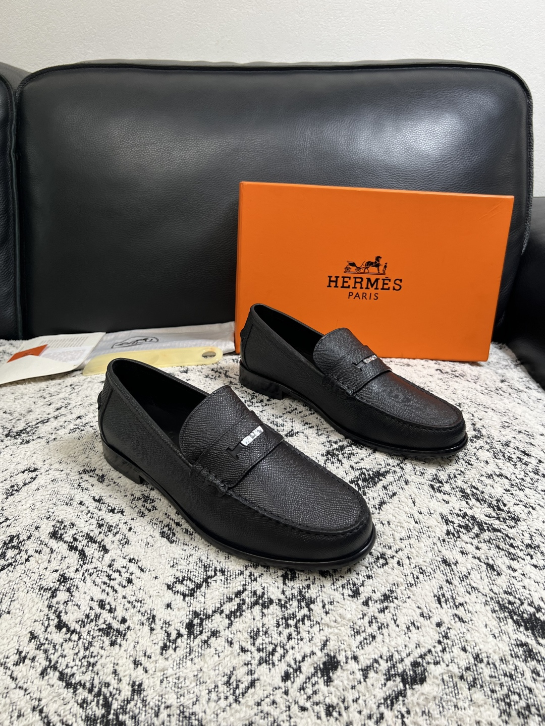 Hermes 高品质 顶级工艺品 爱马仕 皮鞋专柜同步 原厂配置,意大利进口原版牛皮面料,透气舒适进口水染牛里垫,鞋 Hermes 高品质 顶级工艺品 爱马仕 皮鞋专柜同步 原厂配置,意大利进口原版牛皮面料,透气舒适进口水染牛里垫,鞋