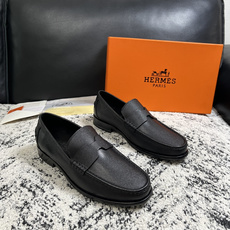 Hermes 高品质 顶级工艺品 爱马仕 皮鞋专柜同步 原厂配置,意大利进口原版牛皮面料,透气舒适进口水染牛里垫,鞋 Hermes 高品质 顶级工艺品 爱马仕 皮鞋专柜同步 原厂配置,意大利进口原版牛皮面料,透气舒适进口水染牛里垫,鞋