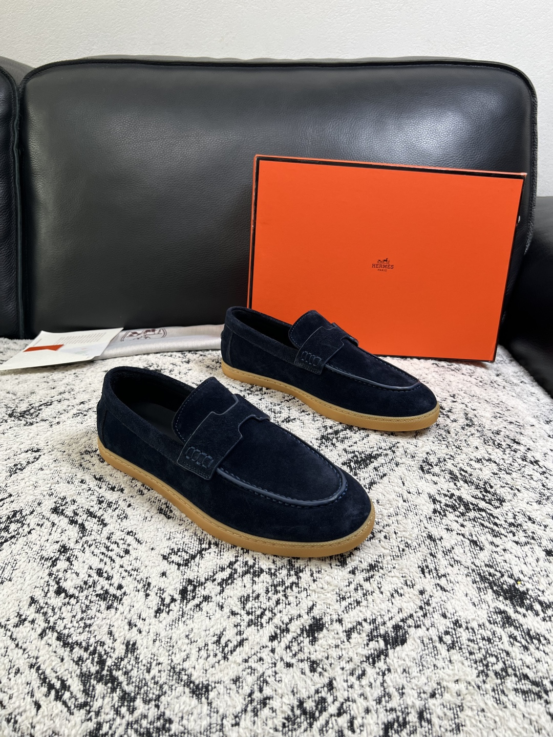 Hermes  高品质  顶级工艺品  爱马仕 专柜同步发售原厂配置，意大利进口原版牛皮面料，高品质拼接工艺，全进口水染