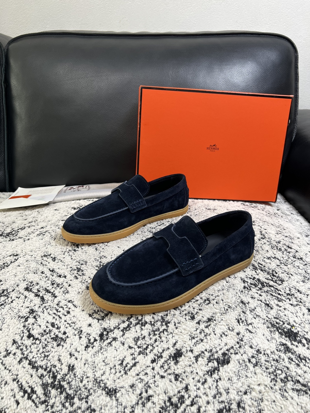 Hermes  高品质  顶级工艺品  爱马仕 专柜同步发售原厂配置，意大利进口原版牛皮面料，高品质拼接工艺，全进口水染