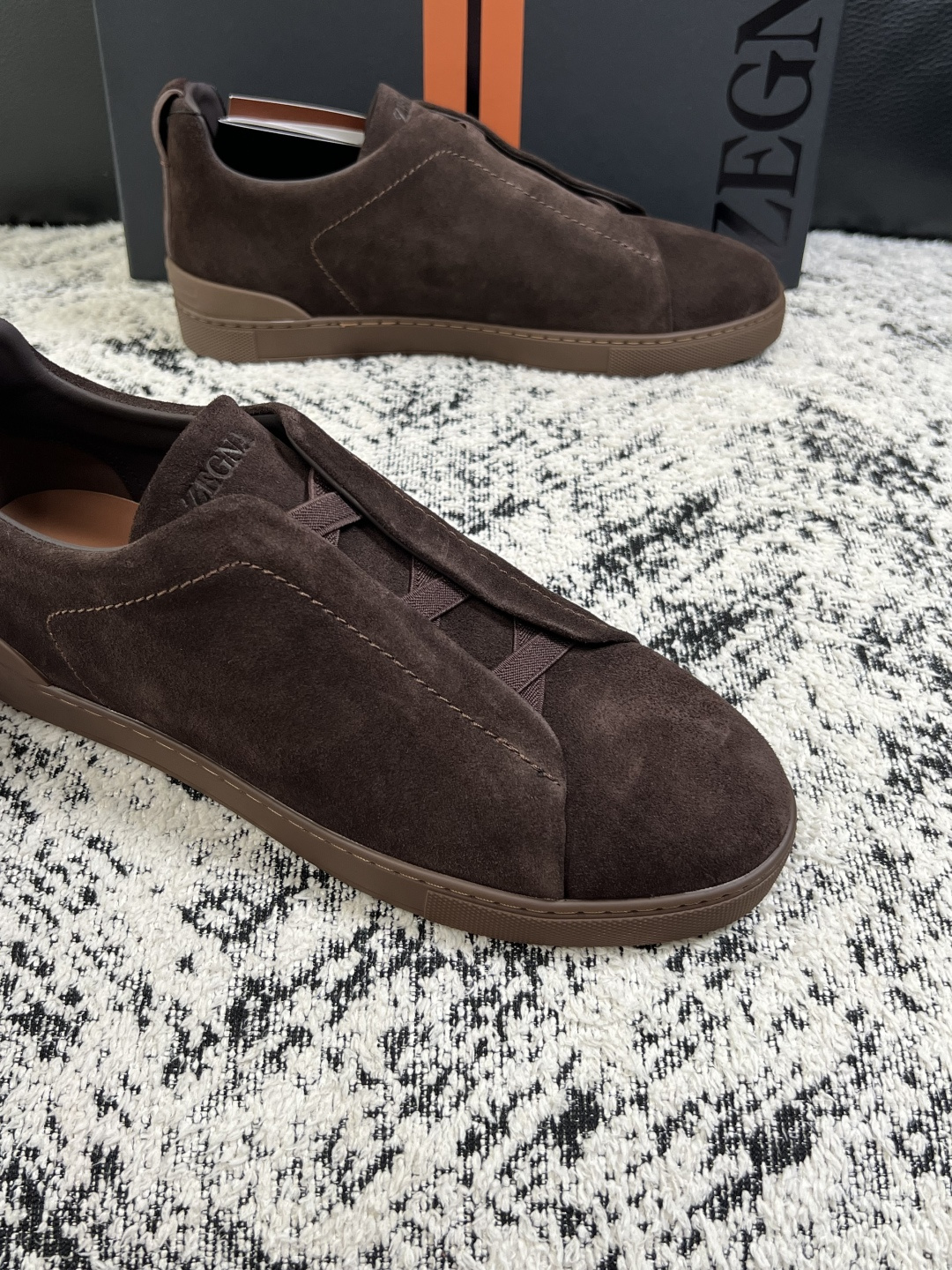 Zegna  高品质  顶级工艺品  杰尼亚  专柜新款原厂配置，意大利进口牛皮面料，进口牛里垫，透气舒适，鞋底：原厂特