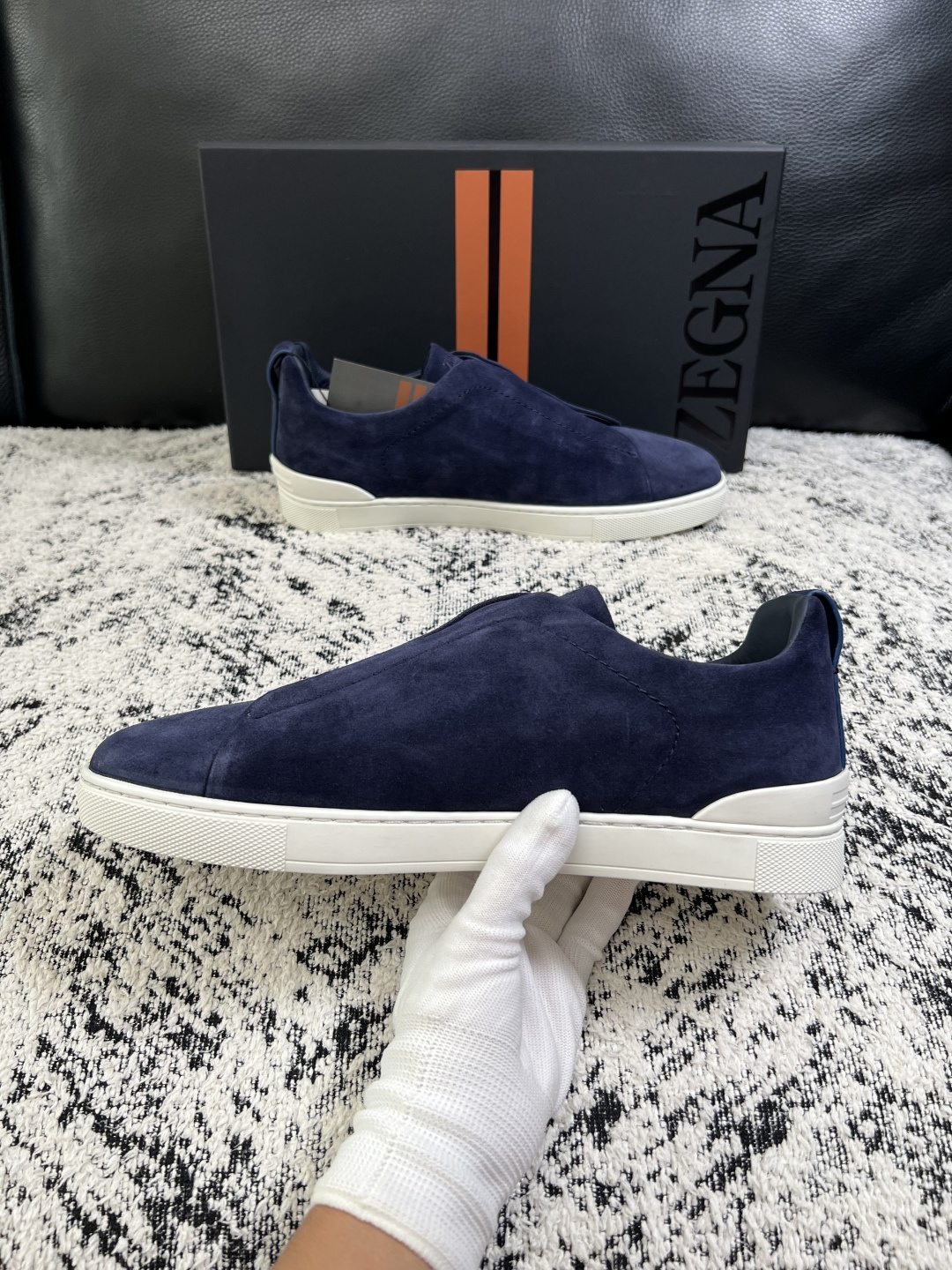 Zegna  高品质  顶级工艺品  杰尼亚  专柜新款原厂配置，意大利进口牛皮面料，进口牛里垫，透气舒适，鞋底：原厂特