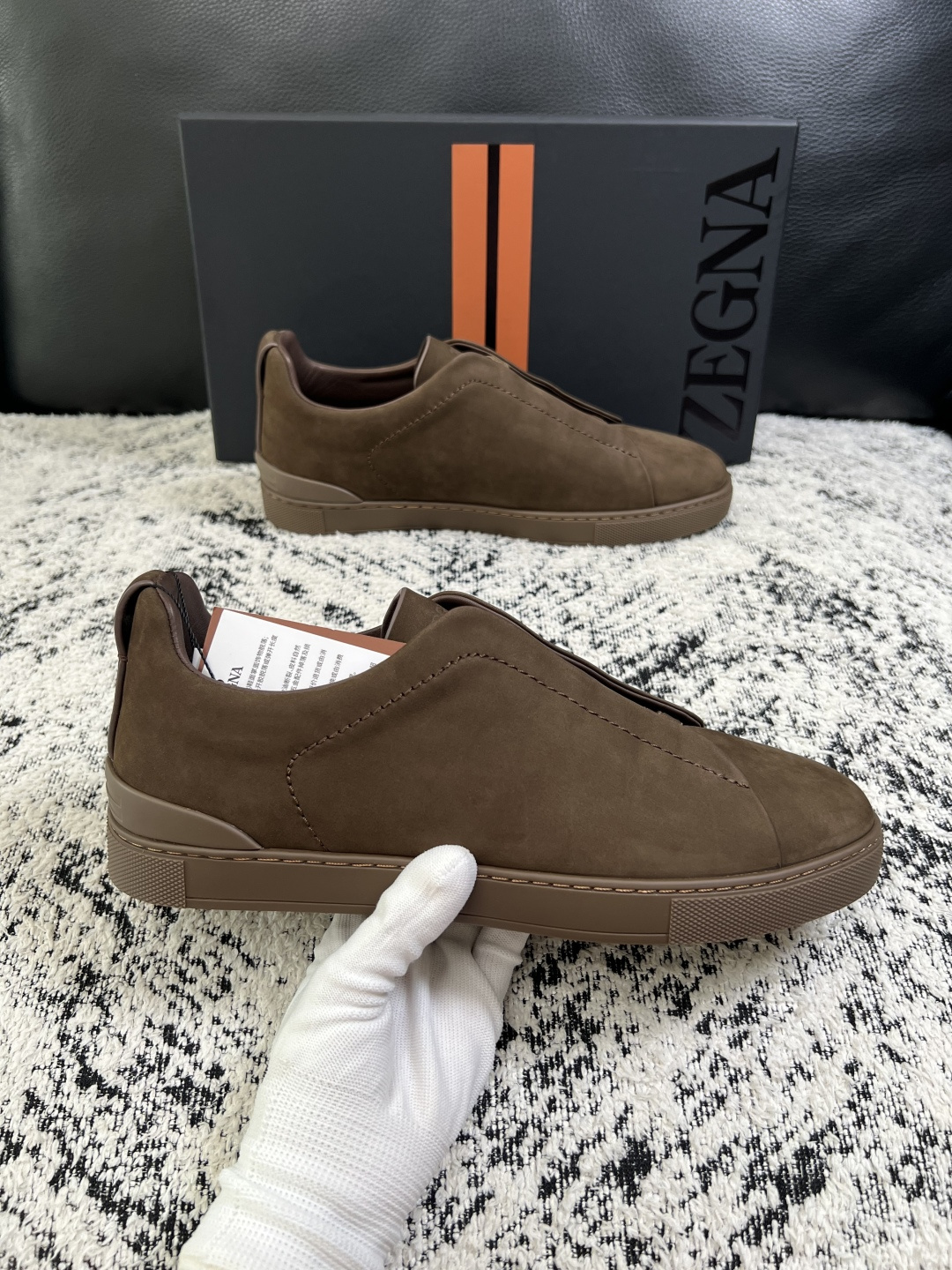 Zegna  高品质  顶级工艺品  杰尼亚  专柜新款原厂配置，意大利进口牛皮面料，进口牛里垫，透气舒适，鞋底：原厂特