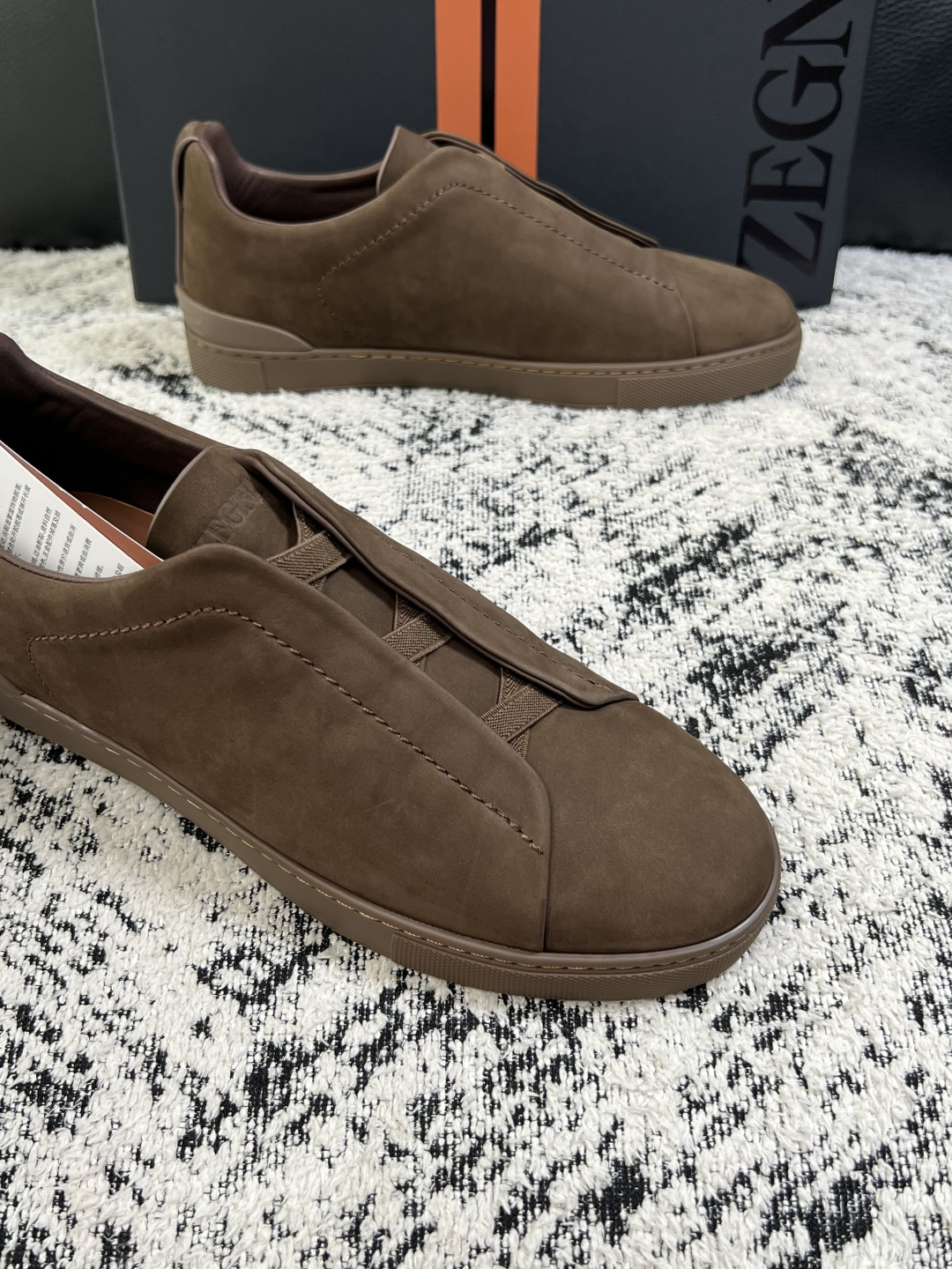 Zegna  高品质  顶级工艺品  杰尼亚  专柜新款原厂配置，意大利进口牛皮面料，进口牛里垫，透气舒适，鞋底：原厂特