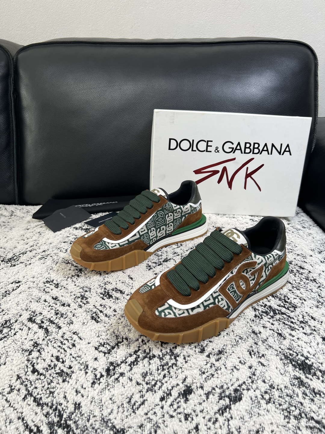 Dolce & Gabbana   高品质  顶级工艺品  杜嘉班纳 爆款专柜新品同步，鞋面意大利进口牛皮面料，高品质复