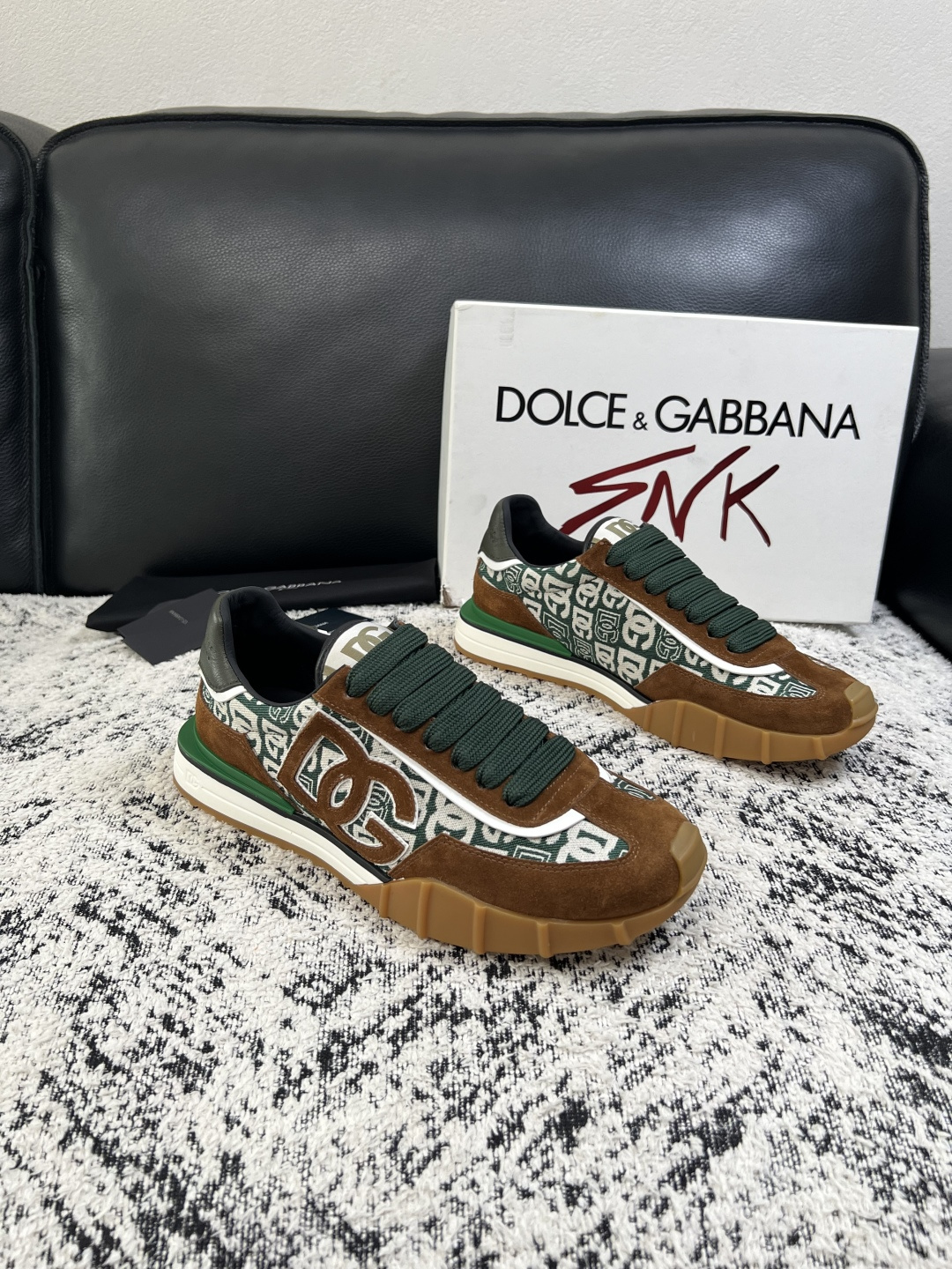 Dolce & Gabbana   高品质  顶级工艺品  杜嘉班纳 爆款专柜新品同步，鞋面意大利进口牛皮面料，高品质复