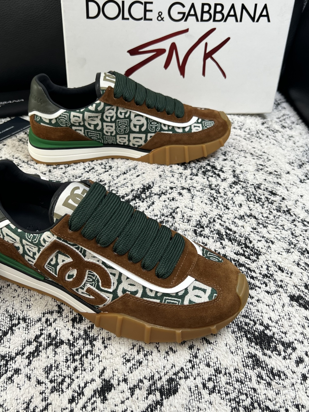 Dolce & Gabbana   高品质  顶级工艺品  杜嘉班纳 爆款专柜新品同步，鞋面意大利进口牛皮面料，高品质复