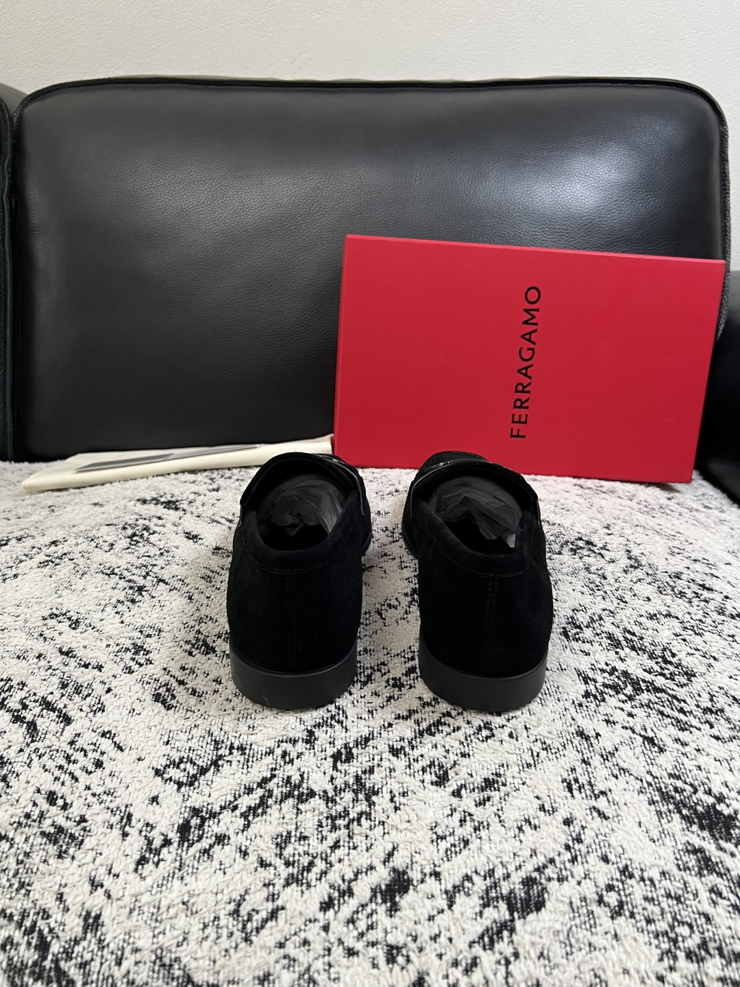 Ferragamo  高品质  顶级工艺品  菲拉格慕  皮鞋专柜同步发售原厂配置，意大利进口原版牛皮，进口水染牛里 ，
