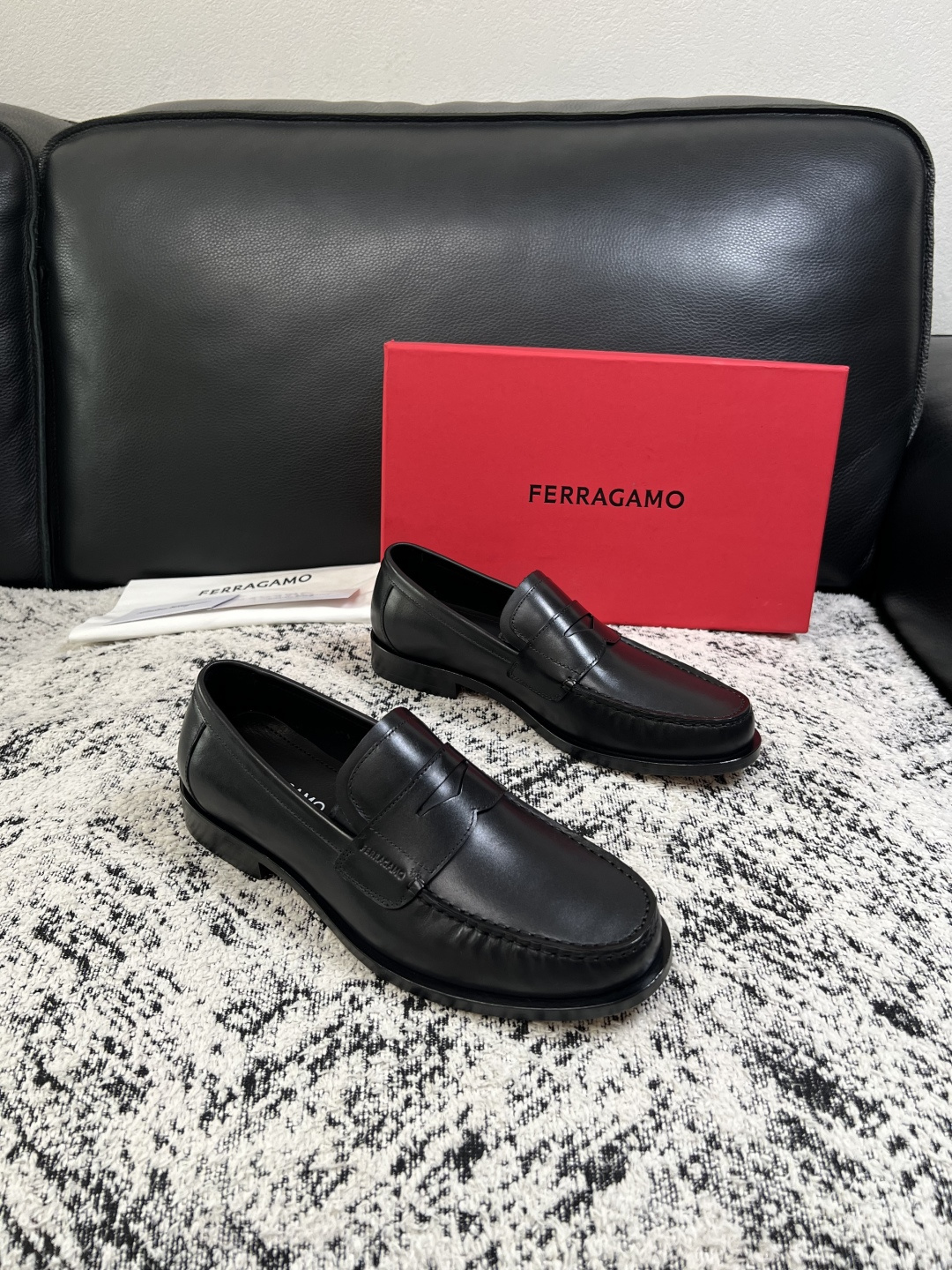 Ferragamo 高品质 顶级工艺品 菲拉格慕 皮鞋专柜同步发售原厂配置,意大利进口原版牛皮,进口水染牛里 , Ferragamo 高品质 顶级工艺品 菲拉格慕 皮鞋专柜同步发售原厂配置,意大利进口原版牛皮,进口水染牛里 ,