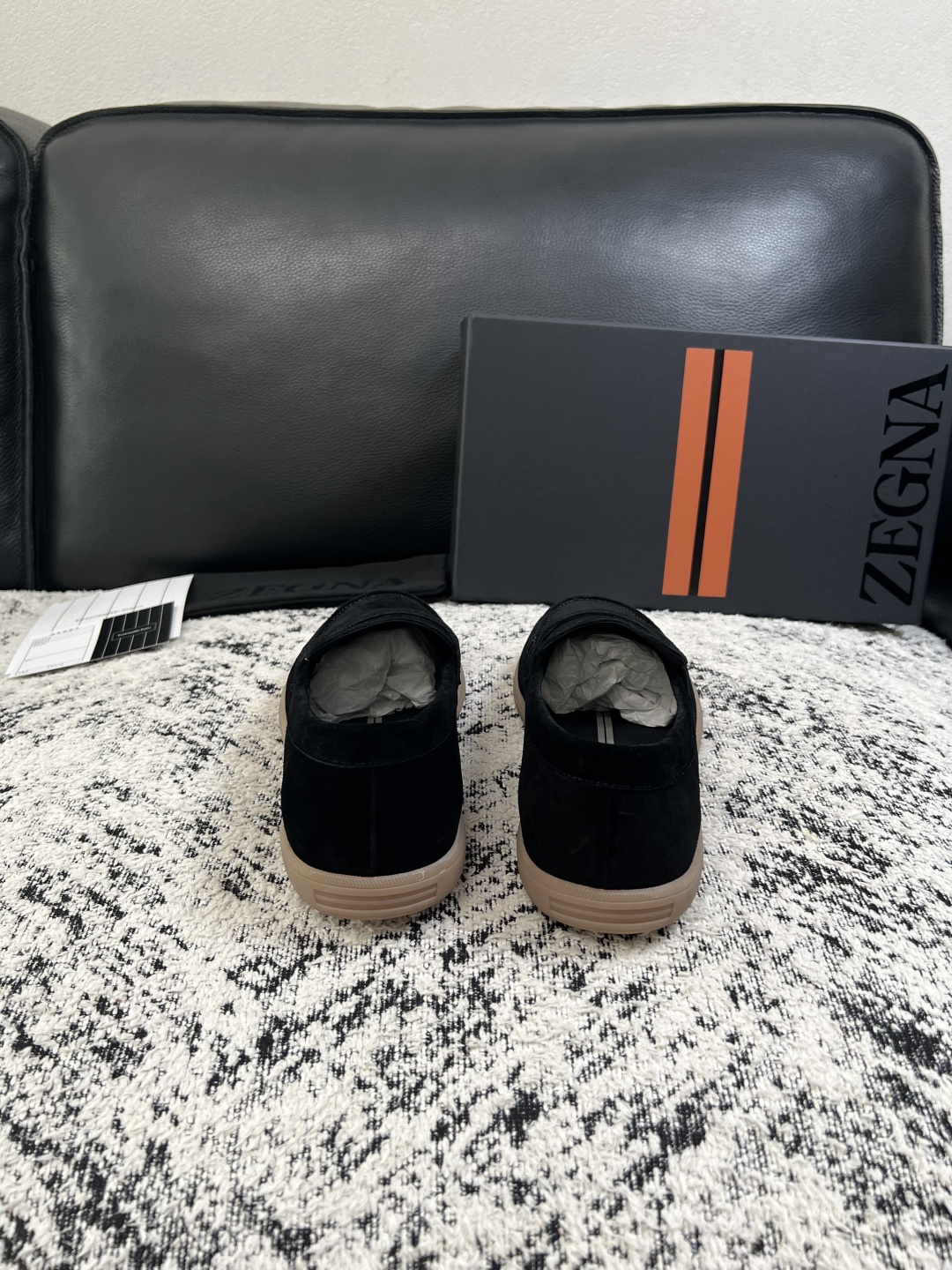 Zegna  高品质  顶级工艺品  杰尼亚  专柜新款原厂配置，意大利进口牛皮面料，进口牛里垫，透气舒适，鞋底：原厂特