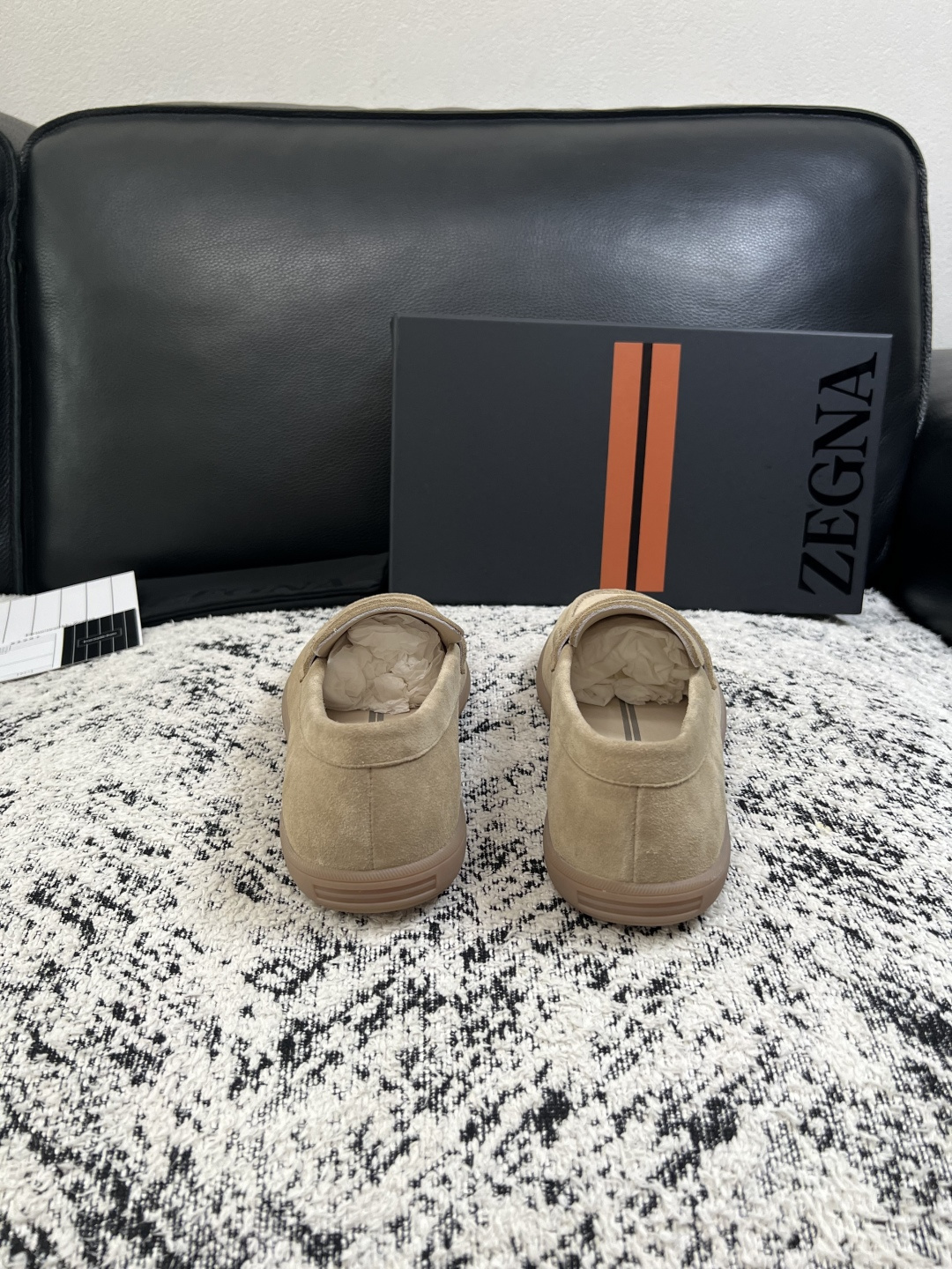 Zegna  高品质  顶级工艺品  杰尼亚  专柜新款原厂配置，意大利进口牛皮面料，进口牛里垫，透气舒适，鞋底：原厂特
