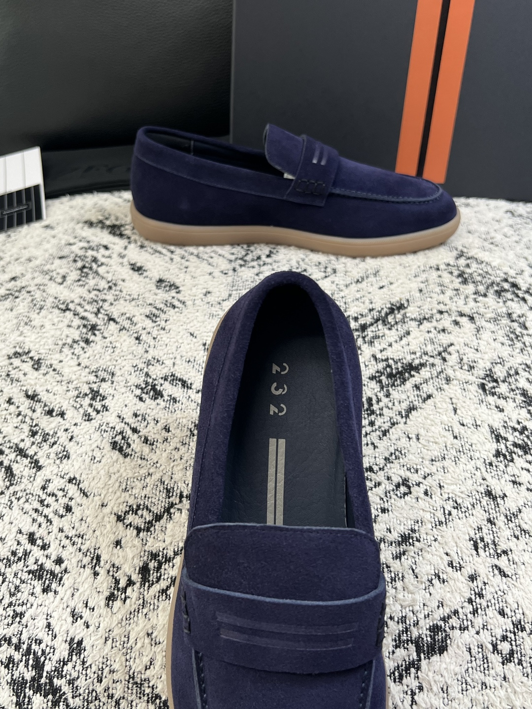 Zegna  高品质  顶级工艺品  杰尼亚  专柜新款原厂配置，意大利进口牛皮面料，进口牛里垫，透气舒适，鞋底：原厂特