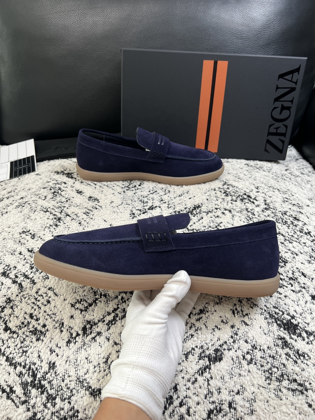Zegna  高品质  顶级工艺品  杰尼亚  专柜新款原厂配置，意大利进口牛皮面料，进口牛里垫，透气舒适，鞋底：原厂特