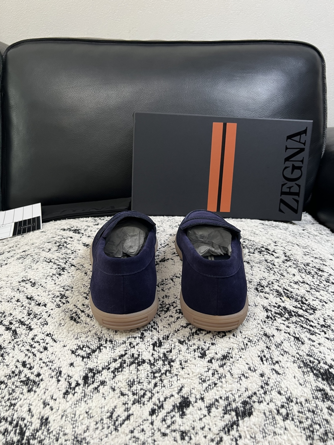 Zegna  高品质  顶级工艺品  杰尼亚  专柜新款原厂配置，意大利进口牛皮面料，进口牛里垫，透气舒适，鞋底：原厂特