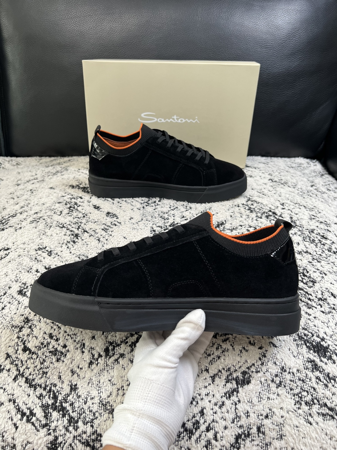 Santoni  高品质    顶级工艺品  圣东尼  专柜新品同步，鞋面意大利进口牛皮飞织面料，进口水染牛皮内里垫，鞋
