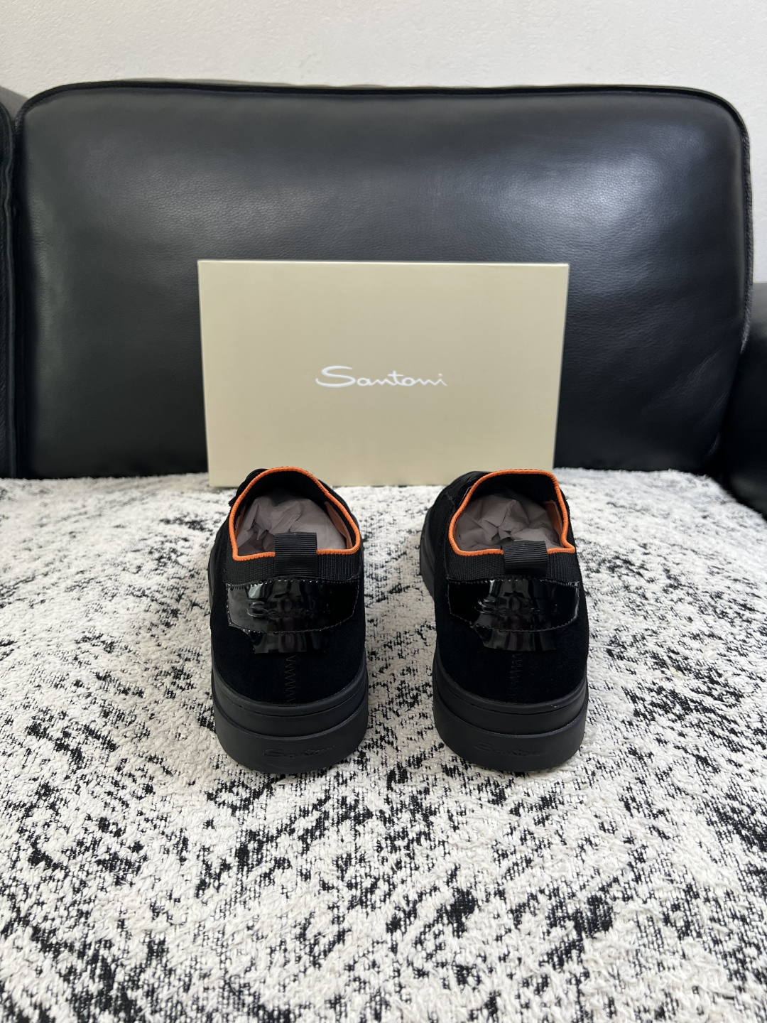 Santoni  高品质    顶级工艺品  圣东尼  专柜新品同步，鞋面意大利进口牛皮飞织面料，进口水染牛皮内里垫，鞋
