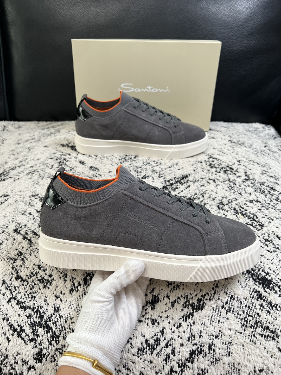 Santoni  高品质    顶级工艺品  圣东尼  专柜新品同步，鞋面意大利进口牛皮飞织面料，进口水染牛皮内里垫，鞋