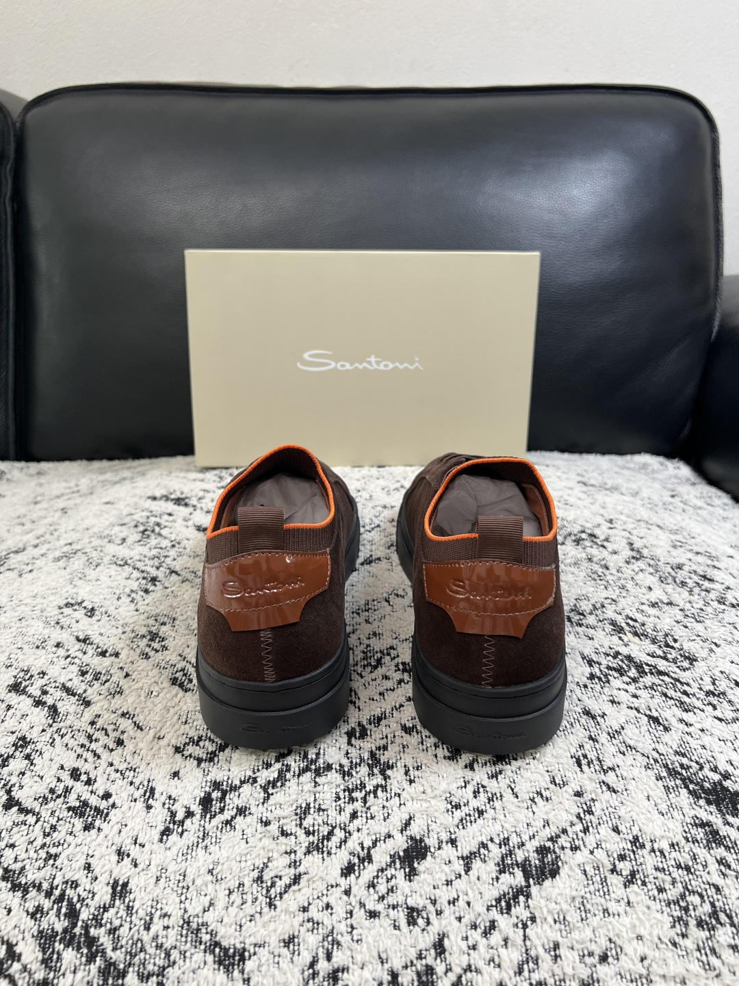 Santoni  高品质    顶级工艺品  圣东尼  专柜新品同步，鞋面意大利进口牛皮飞织面料，进口水染牛皮内里垫，鞋
