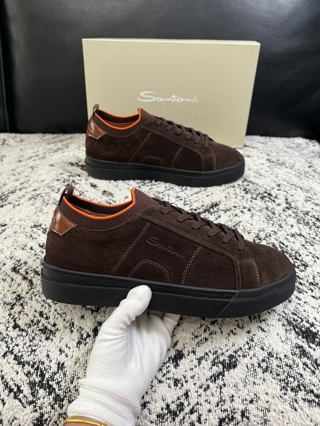 Santoni  高品质    顶级工艺品  圣东尼  专柜新品同步，鞋面意大利进口牛皮飞织面料，进口水染牛皮内里垫，鞋