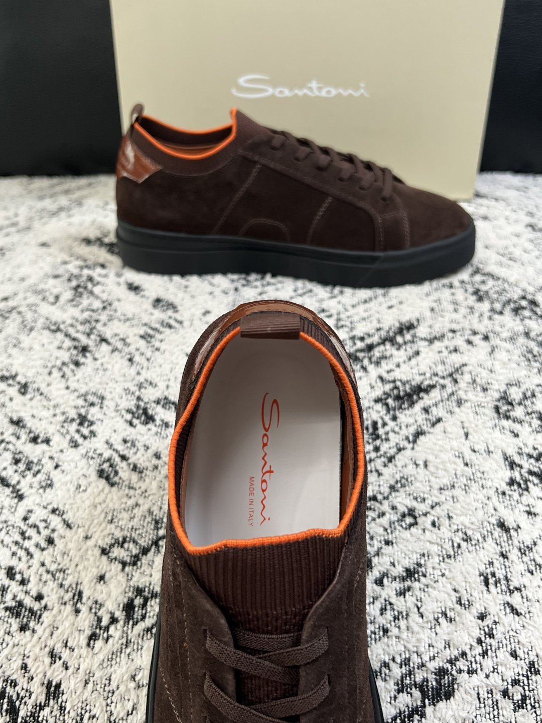 Santoni  高品质    顶级工艺品  圣东尼  专柜新品同步，鞋面意大利进口牛皮飞织面料，进口水染牛皮内里垫，鞋